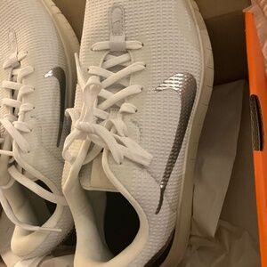 Nike Flex Experience Run 12 - White With Silver Logo Running Shoes WomenSize 9.5